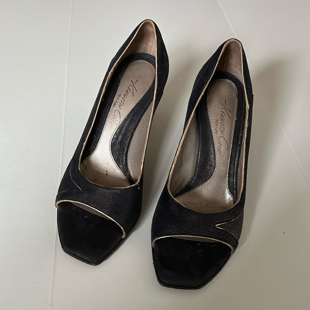 Kenneth Cole Peep Toe Pumps